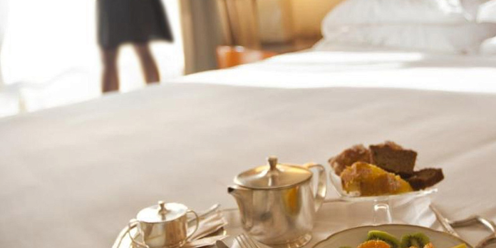 Скидка на меню для проживающих!